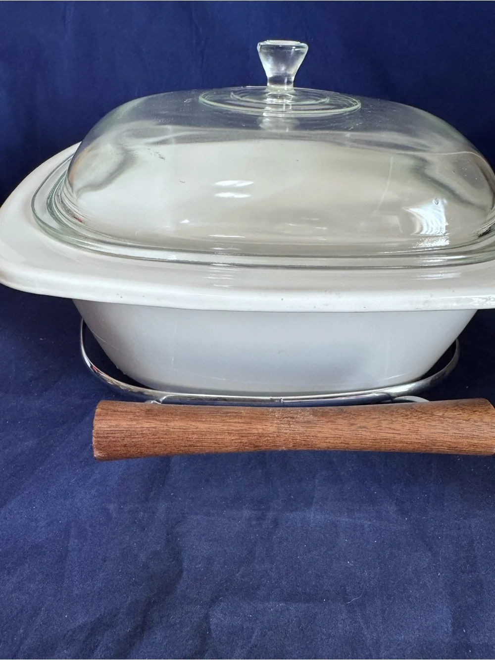 Corning Ware Blue Cornflower 4 Qt Dutch Oven P-34-B with lid P-12-c and trivet